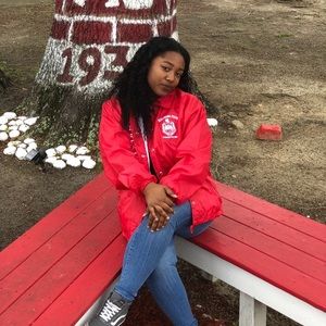 Meet your Posher, Jay